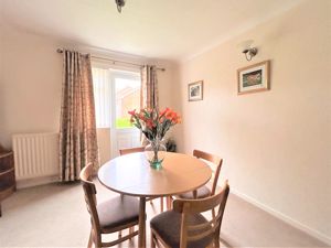 Dining Room- click for photo gallery